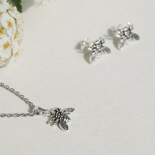 Bienen-Ohrringe aus Silber Buzzy