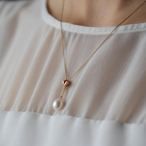 Anhänger mit Perle, Saphir und Diamant Ferdi