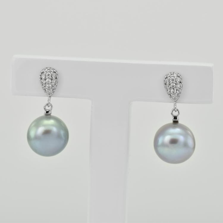 Perlenohrringe aus Silber 28253