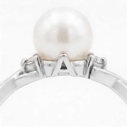 Eleganter Goldring Buchstaben und Perle und Diamanten Azana