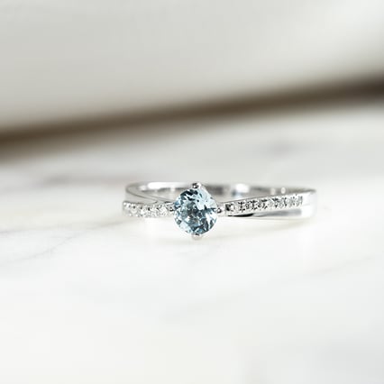 Ring mit Aquamarin und Lab Grown Diamanten Sewyn