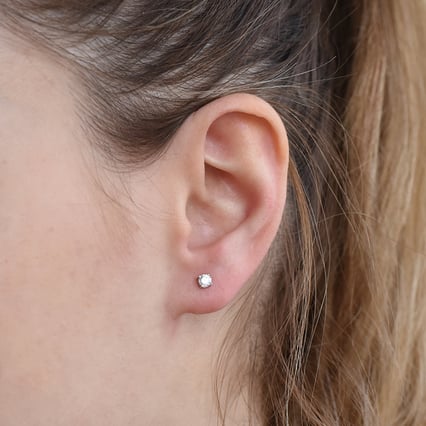 Ohrringe mit Lab Grown Diamanten und Auswahl des Karatgewichts Christi