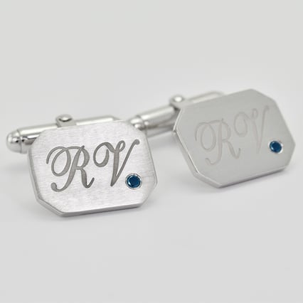 Gravierte, silberne Manschettenknöpfe mit blauen Diamanten Valetta