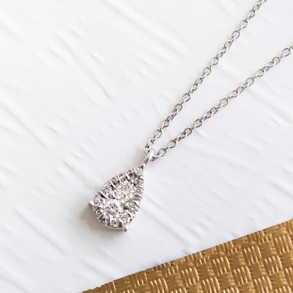 Anhänger in Form eines Diamantentropfens Birdie