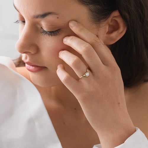 Verlobungsring in Wellenform mit Lab Grown Diamant Debora