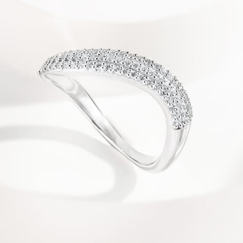 Gewellter halber Eternityring aus Silber mit Diamanten Hjalmar