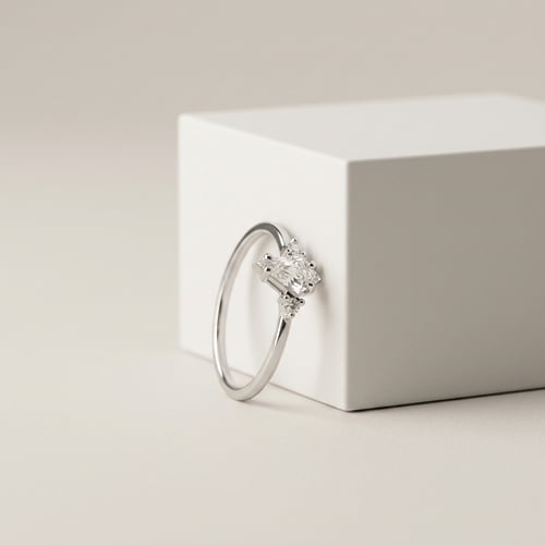 Cluster-Ring aus Gold mit 0.41ct IGI-zertifiziertem Lab Grown Diamanten Isolde