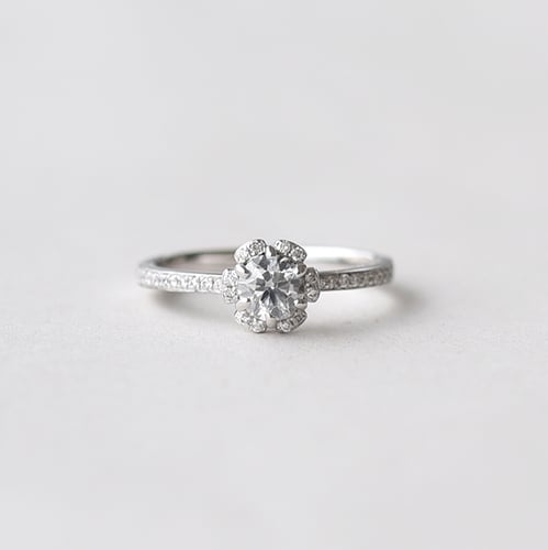 Verlobungsring mit Diamantblume Katalin