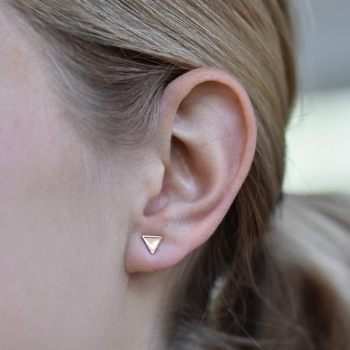 Goldene geometrische mix &amp; match Ohrringe Aine
