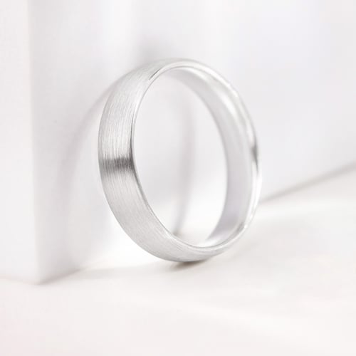 Schlichte Trauringe mit Diamant-Damenring Stanista