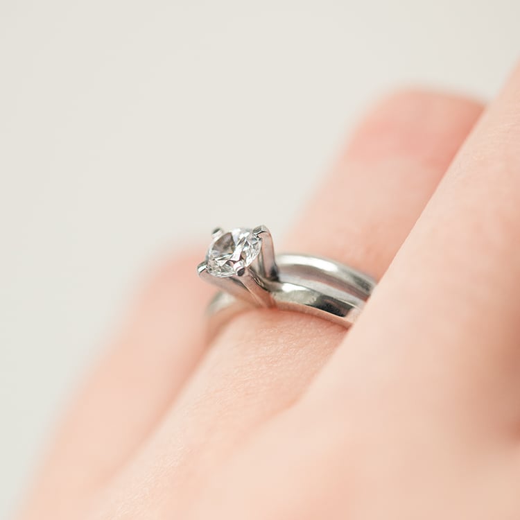 Verlobungsring mit Moissanit Lopa 136790