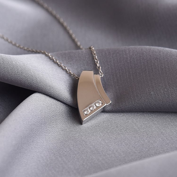 Goldener Anhänger mit drei Diamanten Kevin 78392