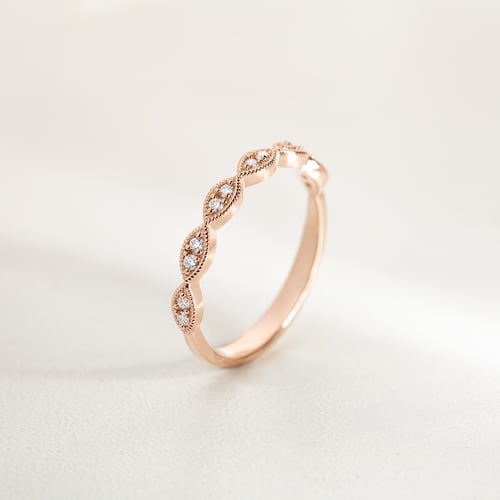 Eheringe aus einem Vintage-Ring mit Lab Grown Diamanten und einem Komfort-Ring Talita
