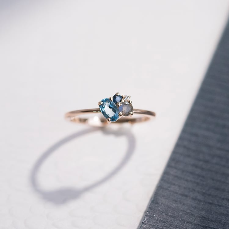 Cluster-Ring mit Aquamarin, Labradorit, Saphir und Diamant Bluma 110581