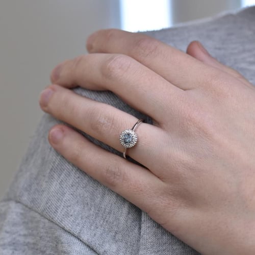 Goldener Verlobungsring mit Aquamarin Tafne