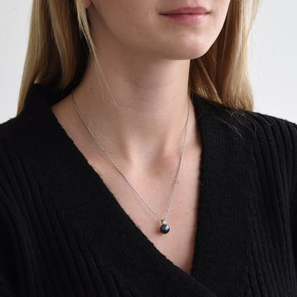 Anhänger mit schwarzer Perle und Zirkonia Avanti