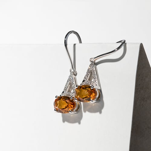 Goldene Citrinohrringe mit Diamanten Jesper