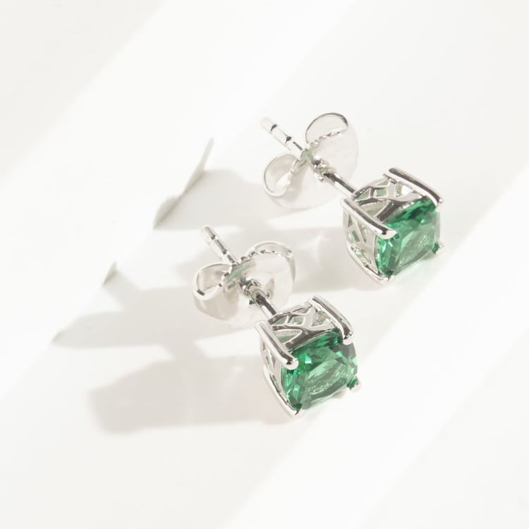 Silberne Ohrringe mit simulierten Smaragden 163299
