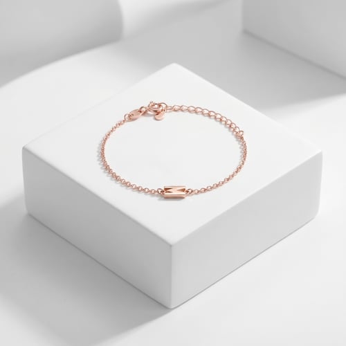 Silbernes Armband mit Buchstaben M Elinn