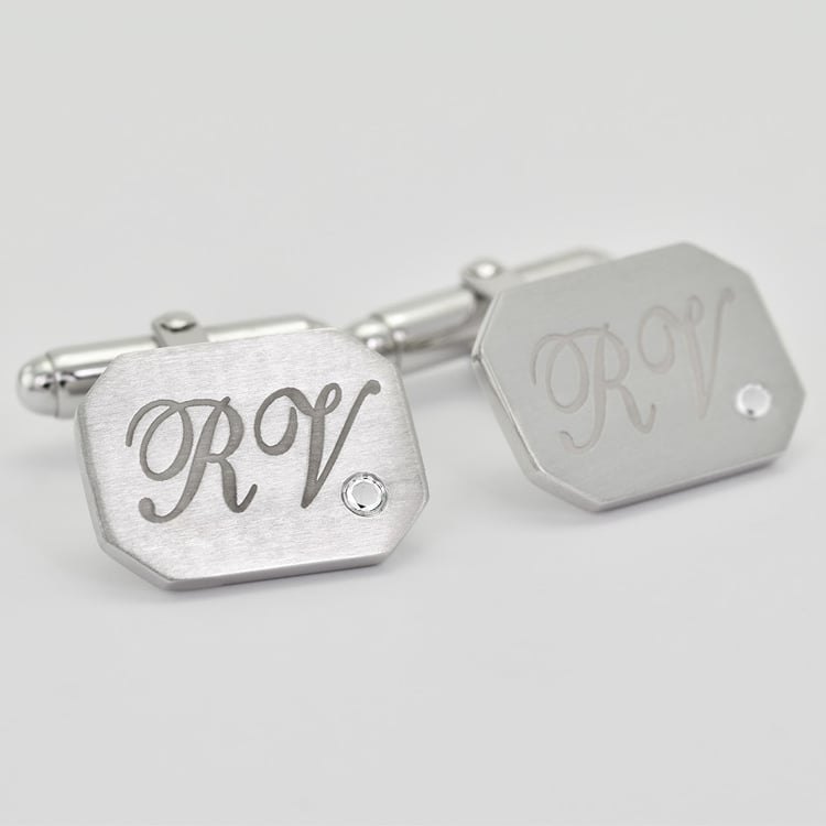 Silberne Manschettenknöpfe mit Gravur und Diamanten Aaruah 69789