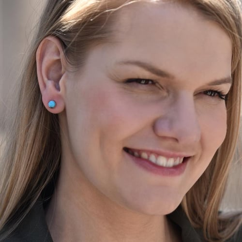 Goldene Ohrringe mit Cabochon-Türkis Erica