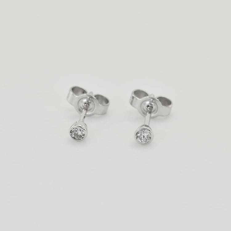 Minimalistische Bezel Ohrringe aus Platin mit Diamanten Tofine 71045