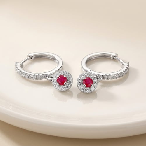 Wunderschöne silberne Ohrringe mit Rubinen und Lab Grown Diamanten Donna