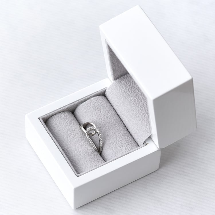 Goldring mit funkelnden Diamanten Chaldea 69295