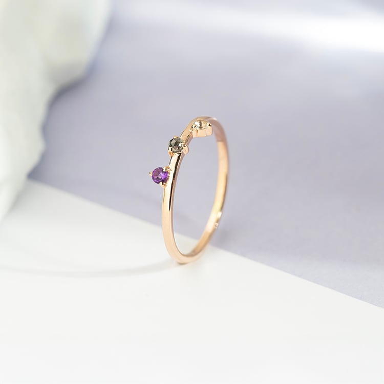 Minimalistischer Ring mit drei Edelsteinen Ihrer Wahl Idalia 151766