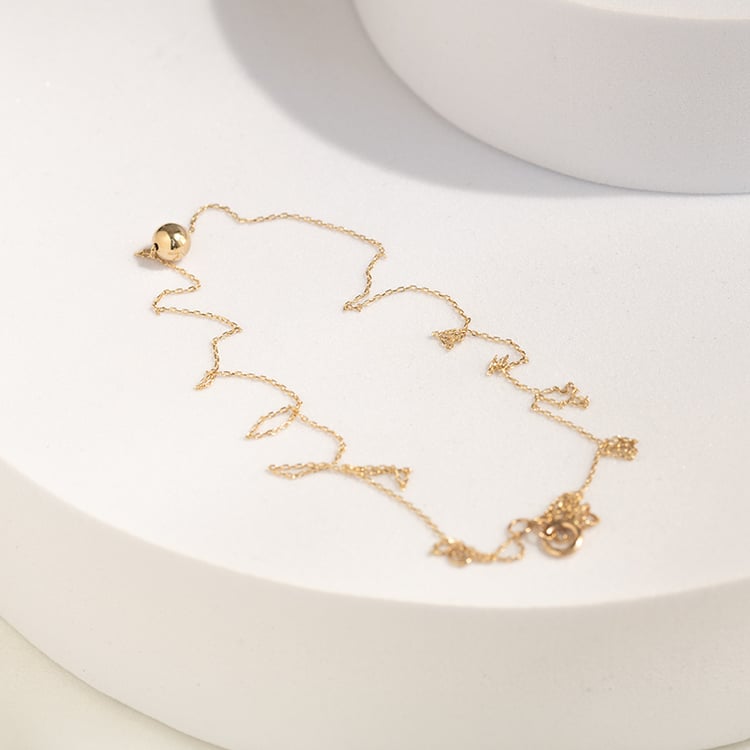 Goldene Kette mit einer Kugel Ina 143509