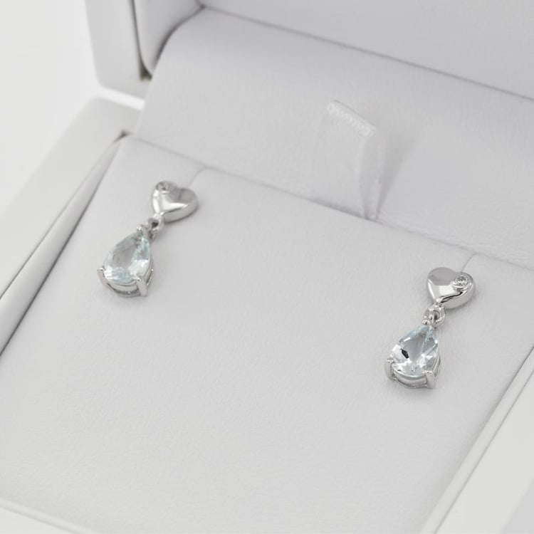 Ohrringe mit Aquamarinen 31792