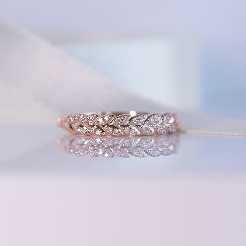 Eternity-Ring mit Blättern und Lab Grown Diamanten Aizah