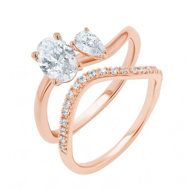 Einzigartiges Verlobungs-Set aus Ringen mit Diamanten 155862