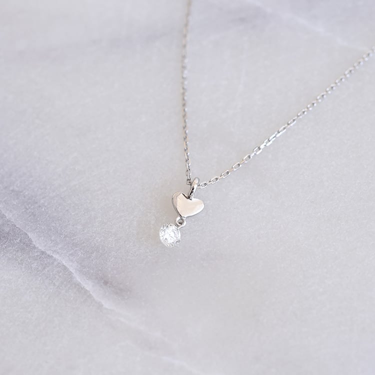Anhänger mit einem Diamant und einem Herzen Elwira 87393