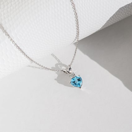 Goldanhänger mit Topas und Diamanten Dorevie