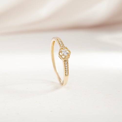 Silberner Ring mit seitlichen Lab Grown Diamanten Plautine