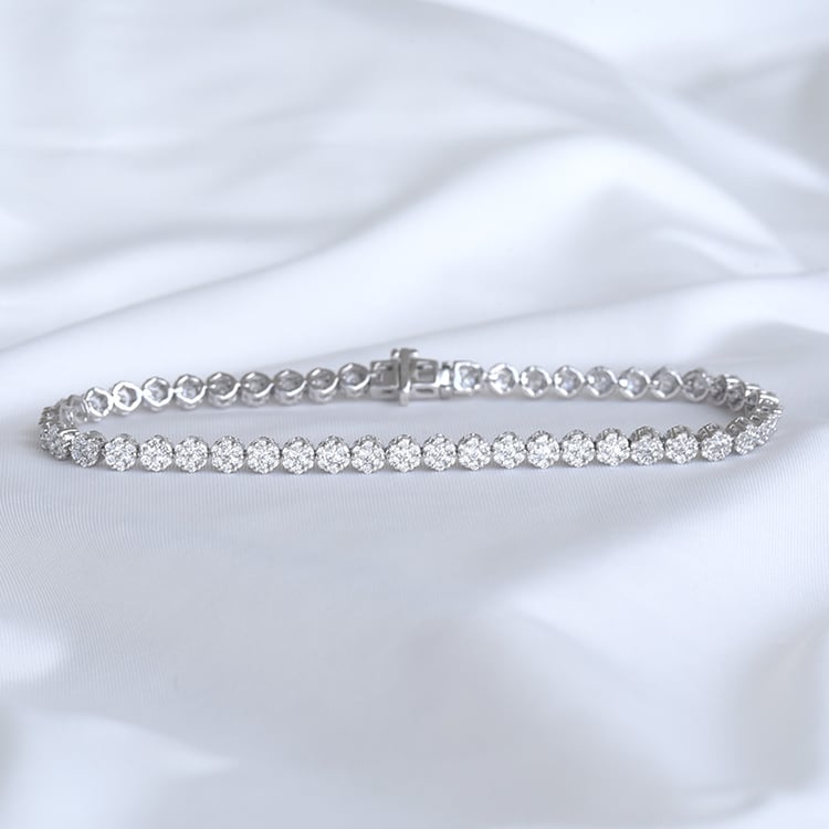 Reizendes silbernes Tennis Armband mit Diamanten Santana 107962