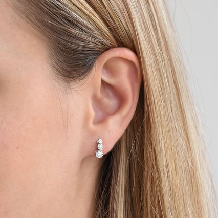 Minimalistische Ohrringe mit Diamanten Bahman