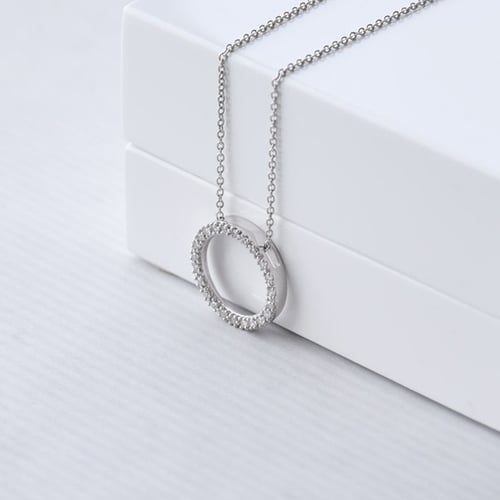 Karma-Anhänger mit Diamanten Hallie