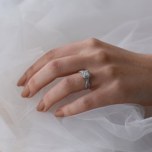 Wunderschöner Diamantring mit Princess Diamanten