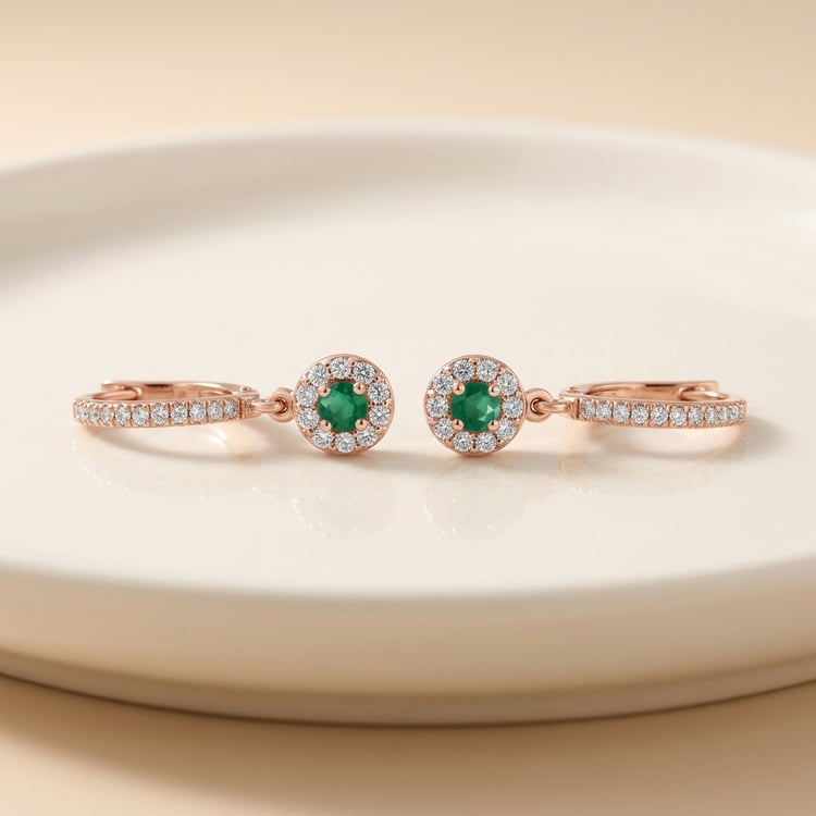 Wunderschöne silberne Ohrringe mit Smaragden und Lab Grown Diamanten Donna 171048