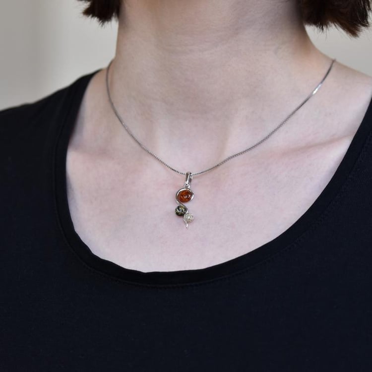 Anhänger mit Bernsteinen 26551