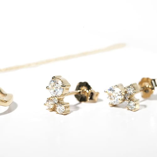 Silberne Cluster Ohrringe mit Moissaniten und Lab Grown Diamanten Kerrie