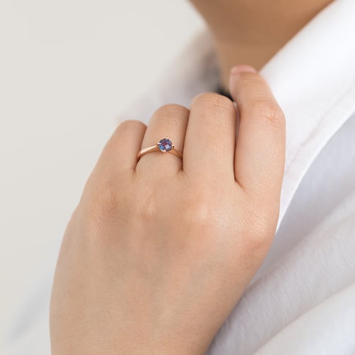 Solitär-Ring mit Alexandrit Mahiya