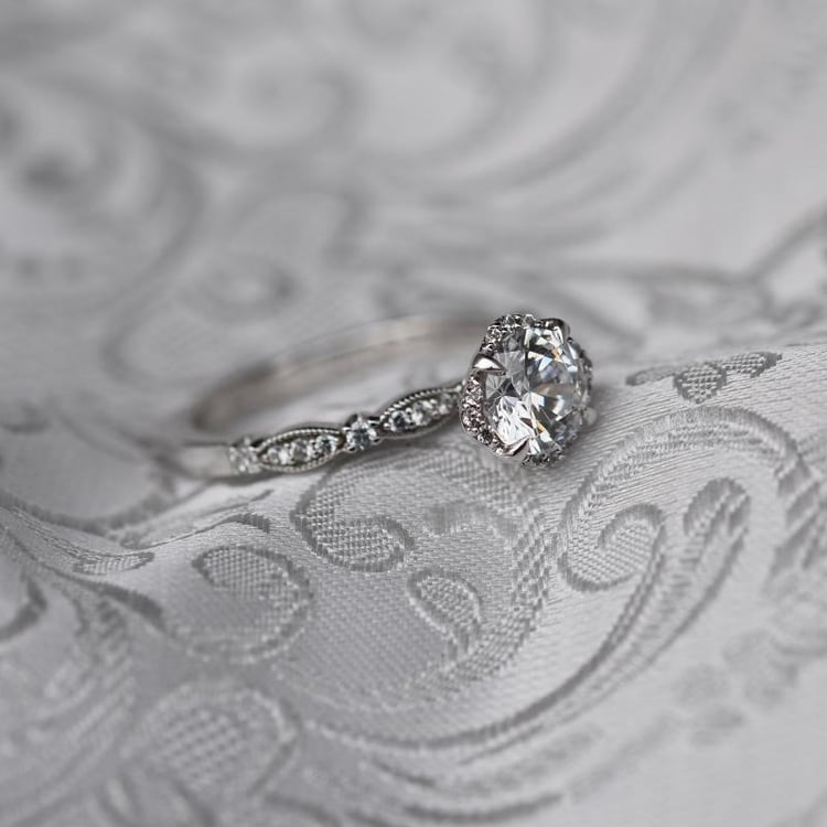 Goldring mit Diamanten 48185