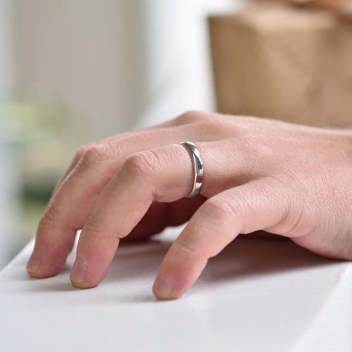 Eternity-Ring mit Diamanten und halbrunder Ring Otila
