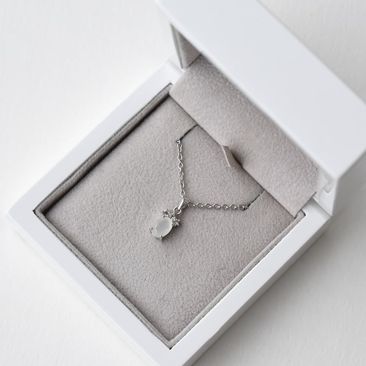 Silberner Anhänger mit einem Topas und Mondsteinen Kiri 73008