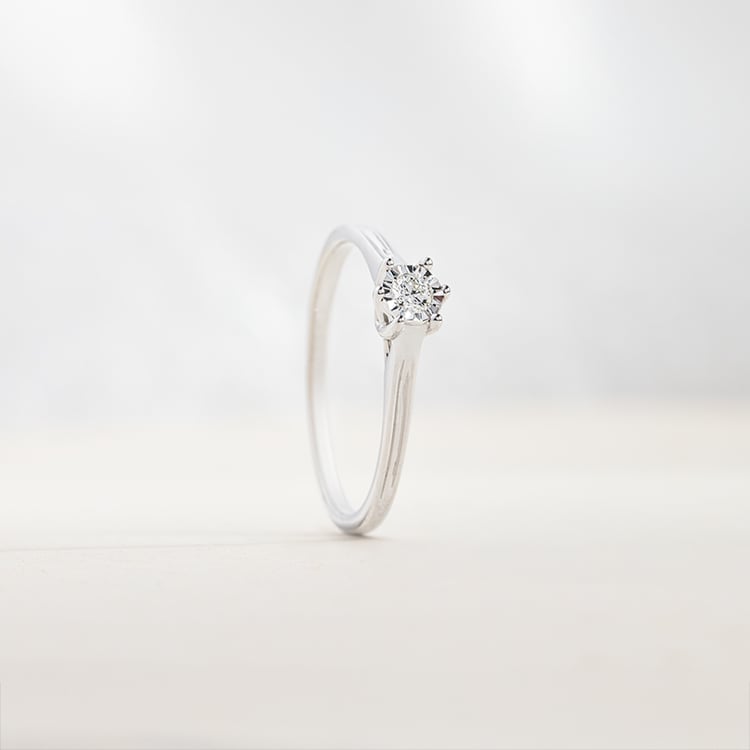 Goldener Solitärring mit Diamant Nuria 146599