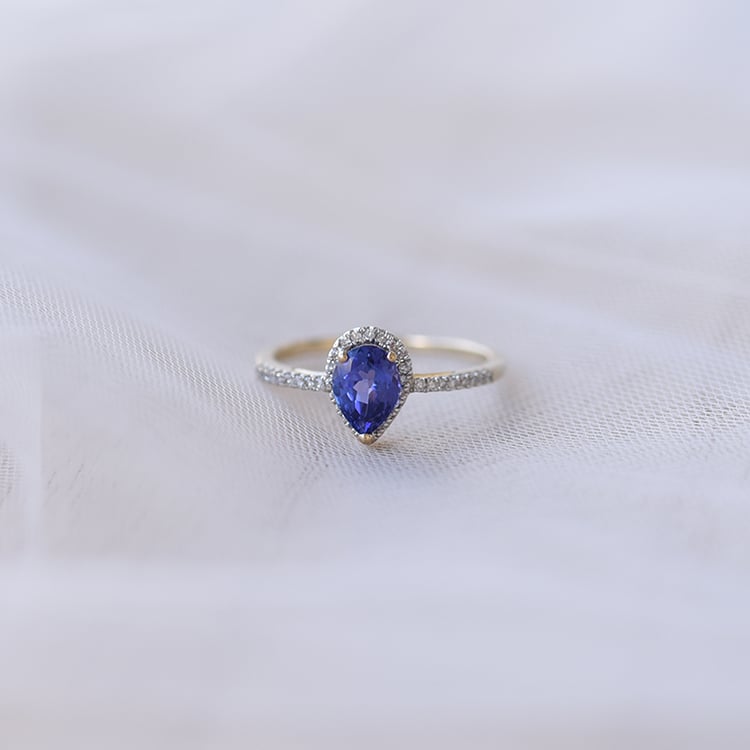 Goldring mit Tansanit in Tropfenschliff 59060