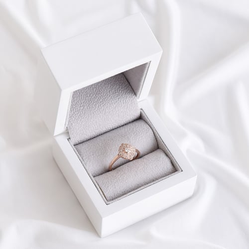 Goldring mit Diamantblüte Delit